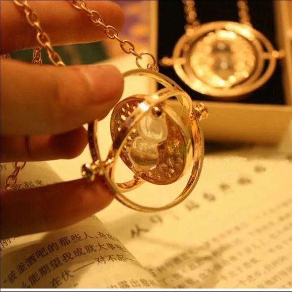 Harry Potter Hermione Granger Time Turner Necklace - Picture 4 of 5